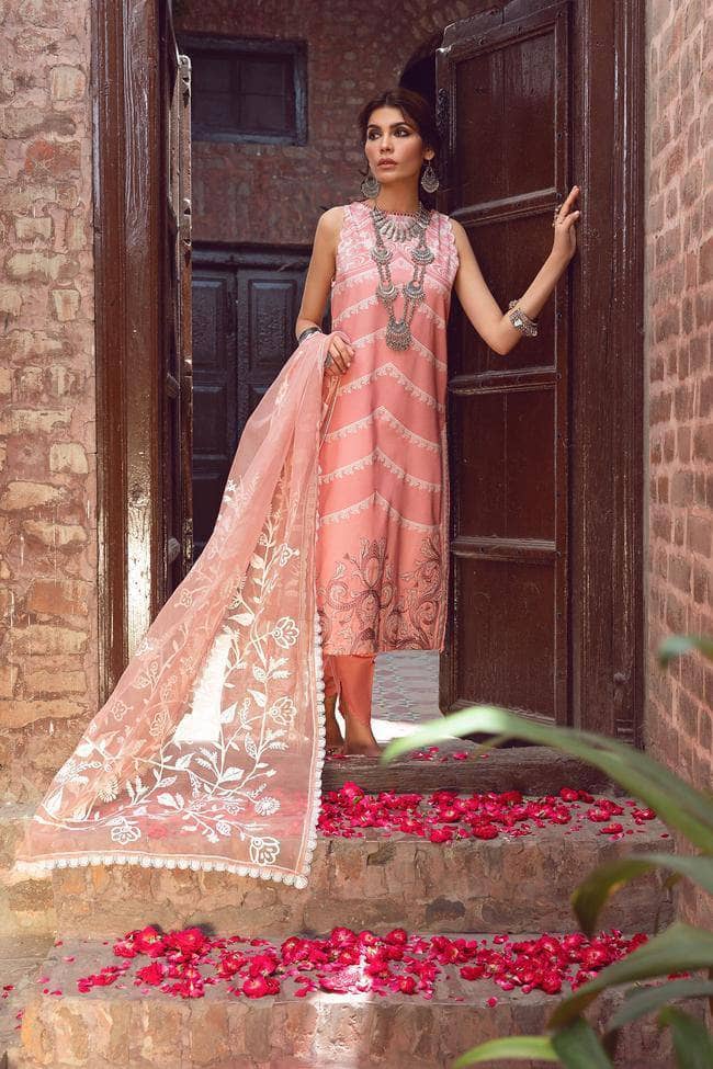 img_kinaar_lawn_by_shiza_hassan_2021_awwal_boutique