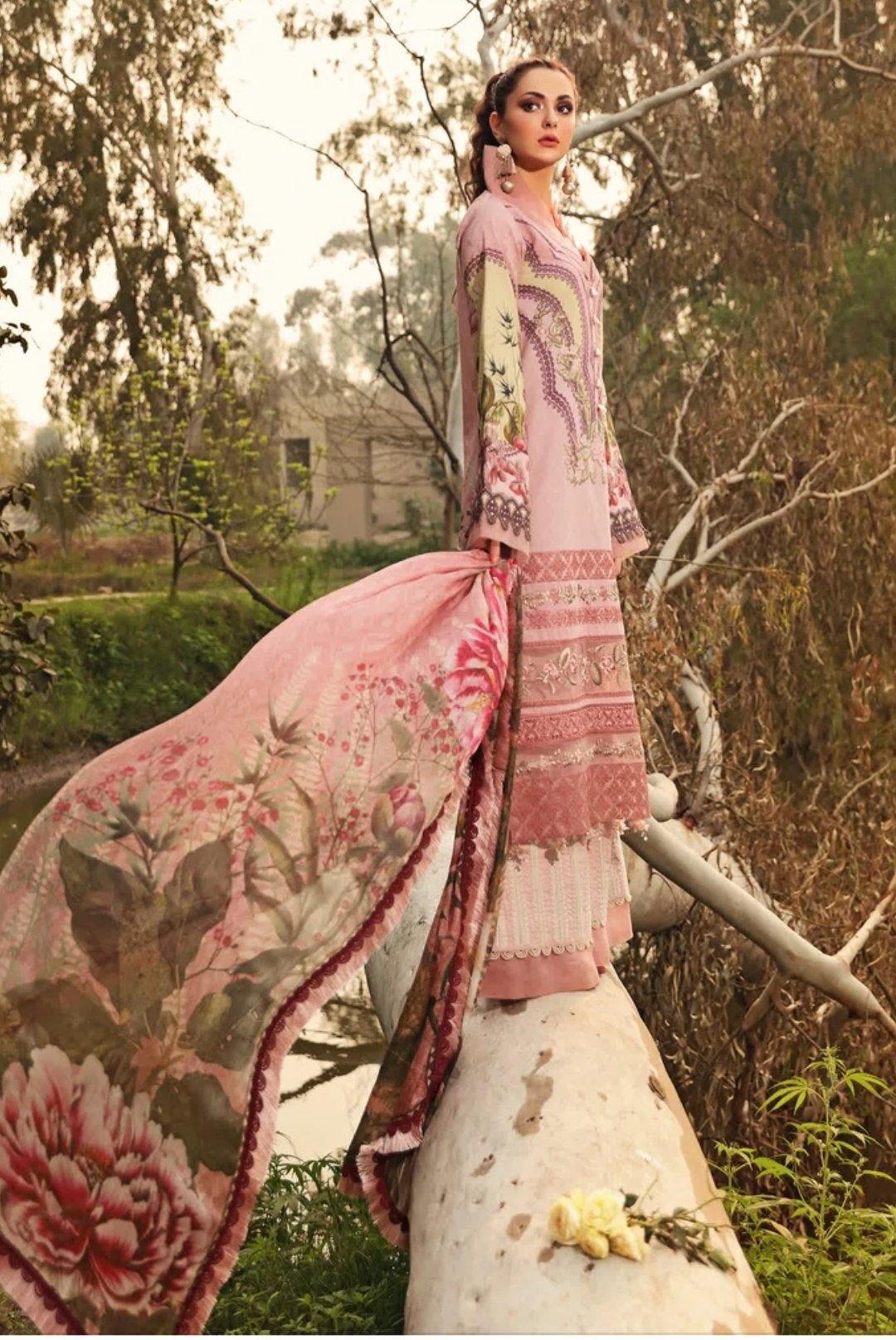 img_shiza_hassan_lawn_collection_awwal_boutique