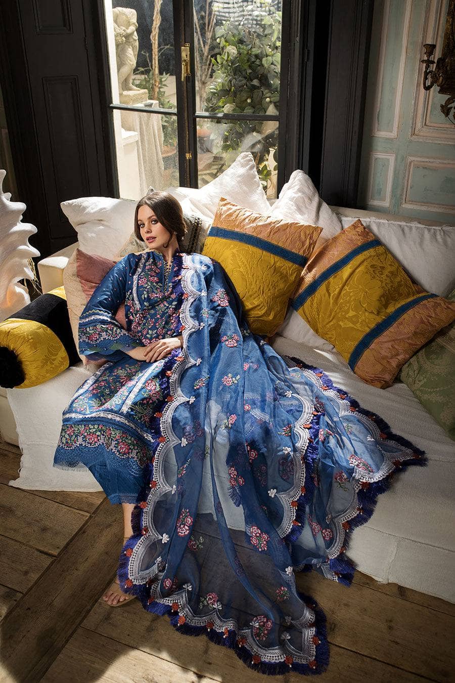 img_sobia_nazir_lawn_23_awwal_boutique