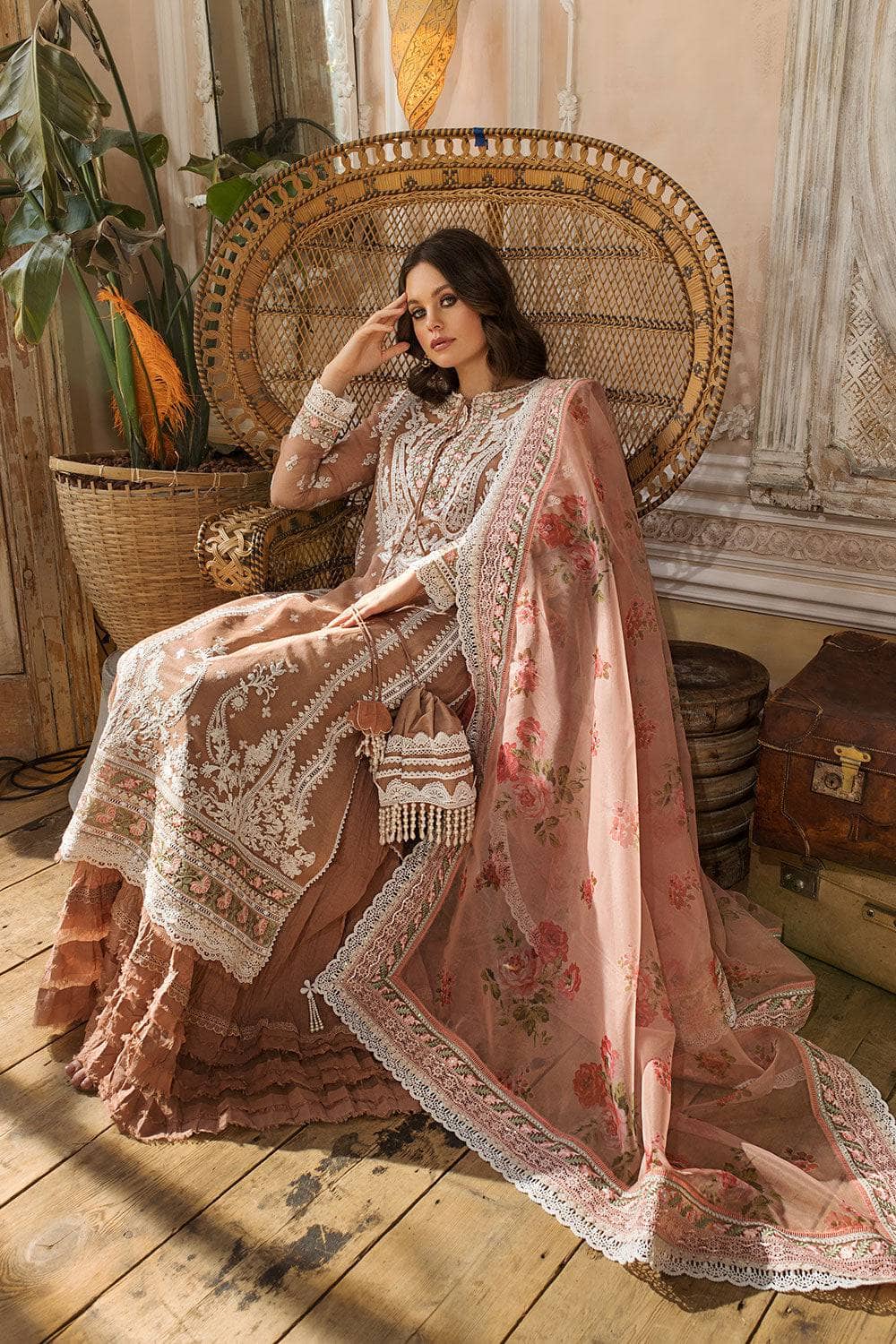 img_sobia_nazir_lawn_23_awwal_boutique