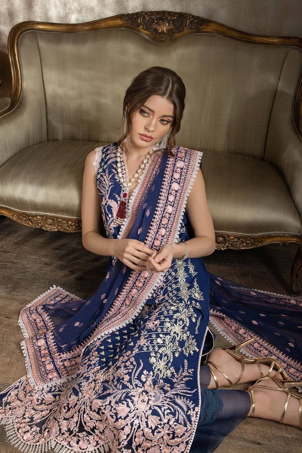 img_sobia_nazir_lawn_collection_2021_awwal_boutique