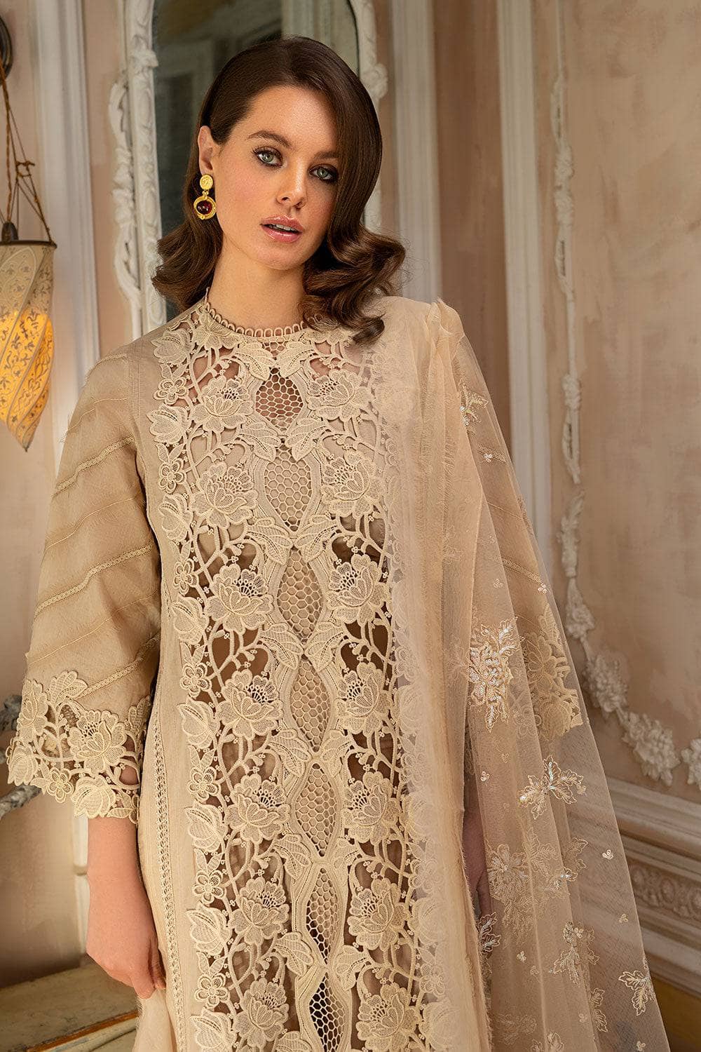 img_sobia_nazir_lawn_23_awwal_boutique