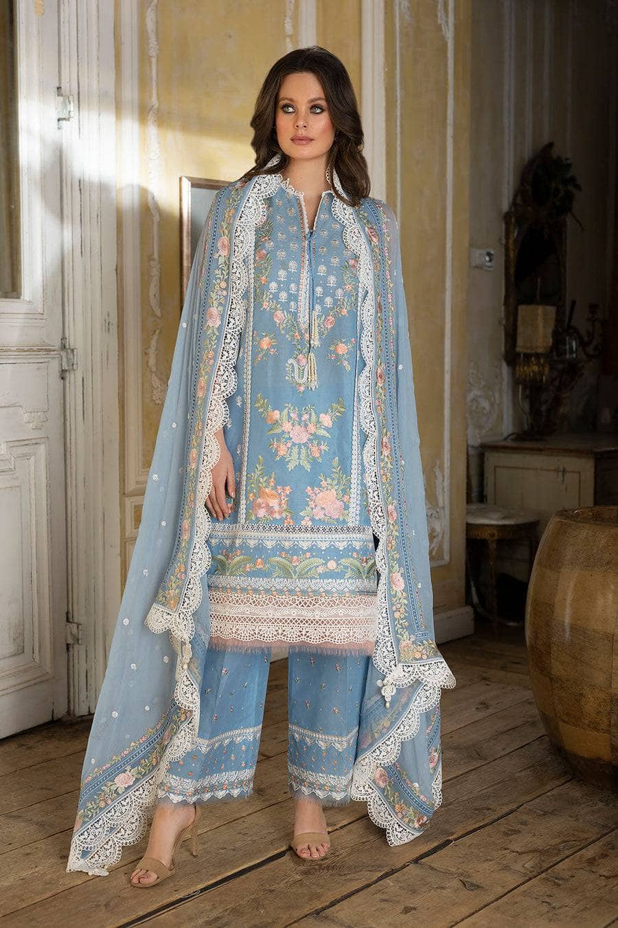 img_sobia_nazir_lawn_23_awwal_boutique