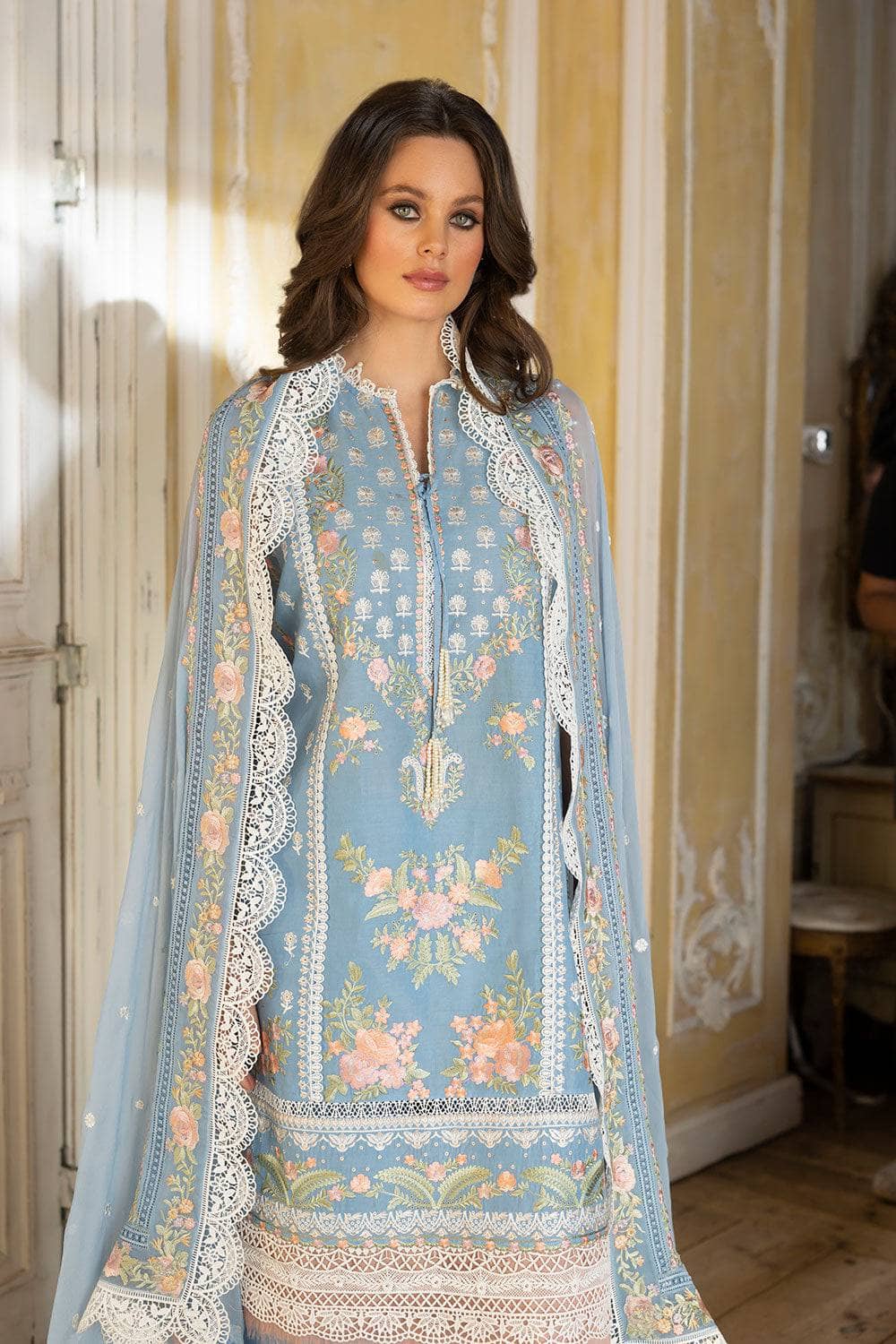 img_sobia_nazir_lawn_23_awwal_boutique