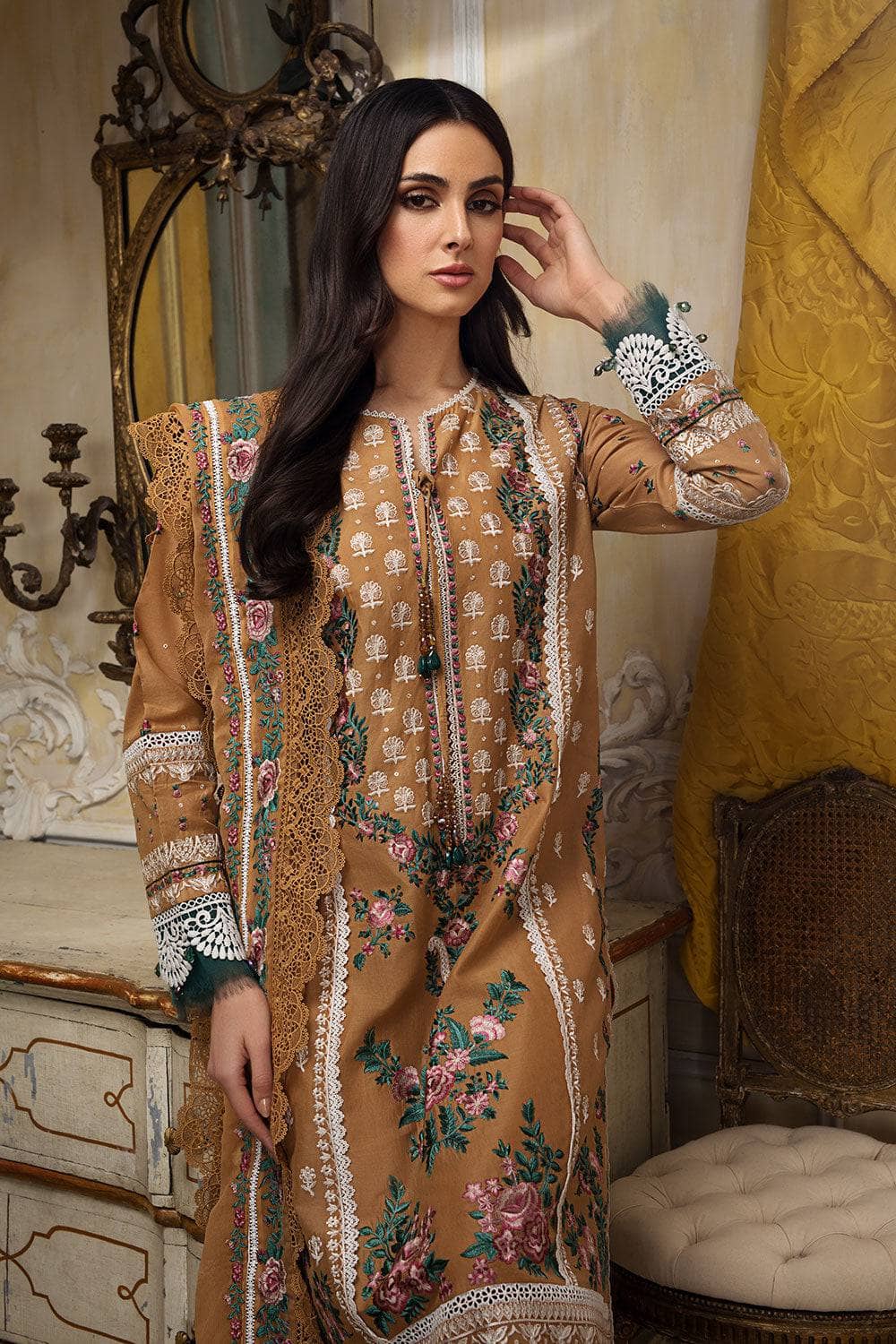 img_sobia_nazir_lawn_23_awwal_boutique