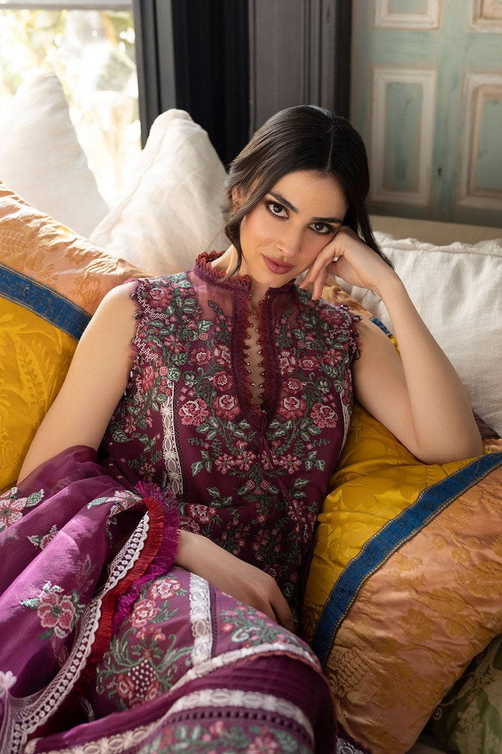 img_sobia_nazir_lawn_23_awwal_boutique