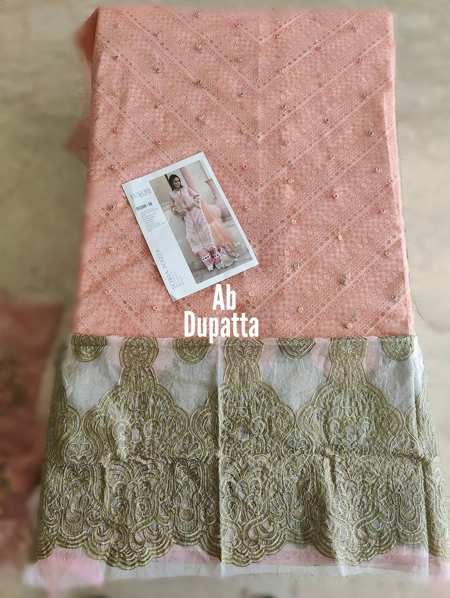 img_open_pic_sobia_nazir_lawn_22_awwal_boutique