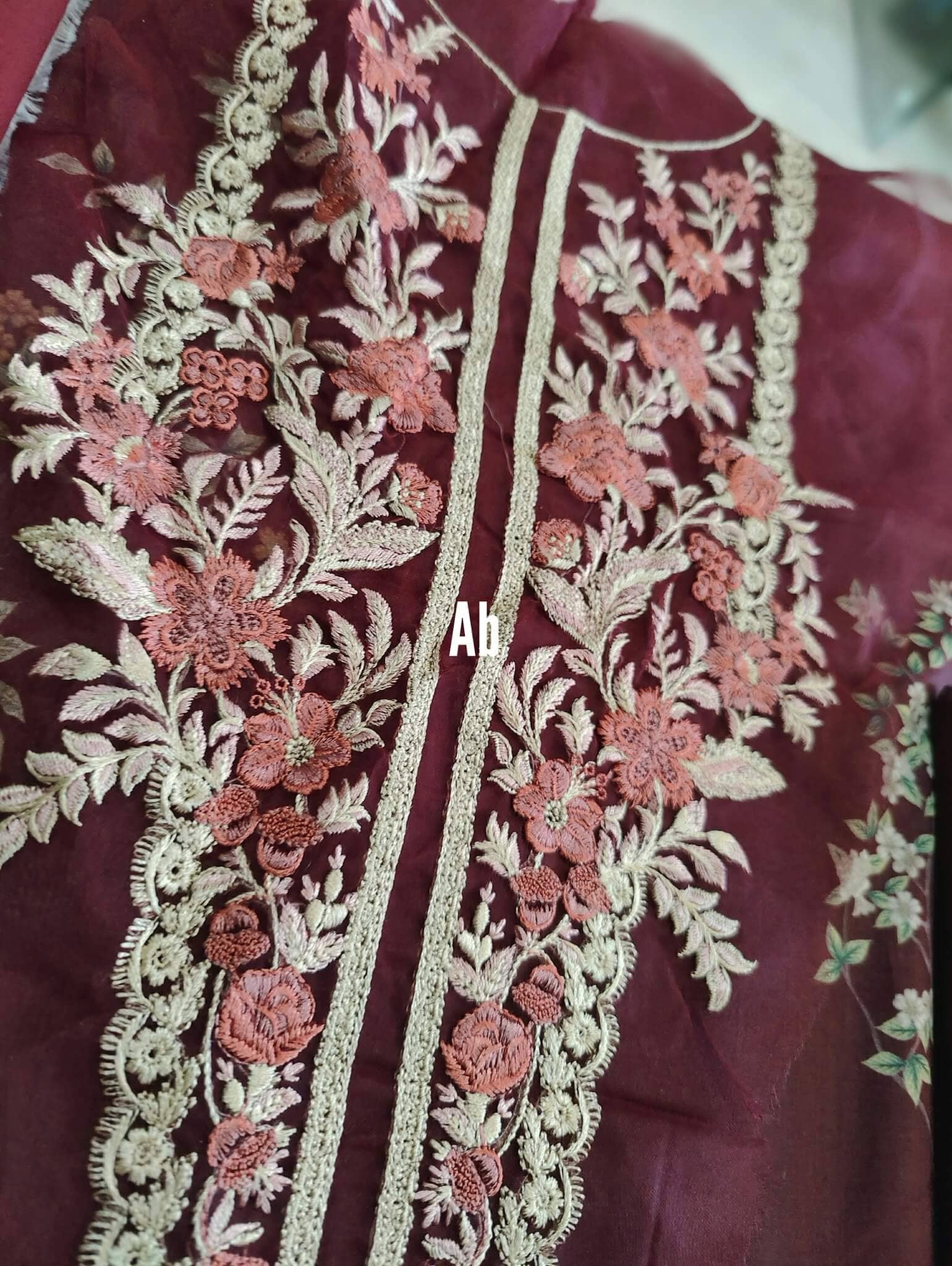 img_sobia_nazir_lawn_prints_awwal_boutique