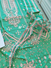 img_open_pic_sobia_nazir_vital_lawn_awwal_boutique