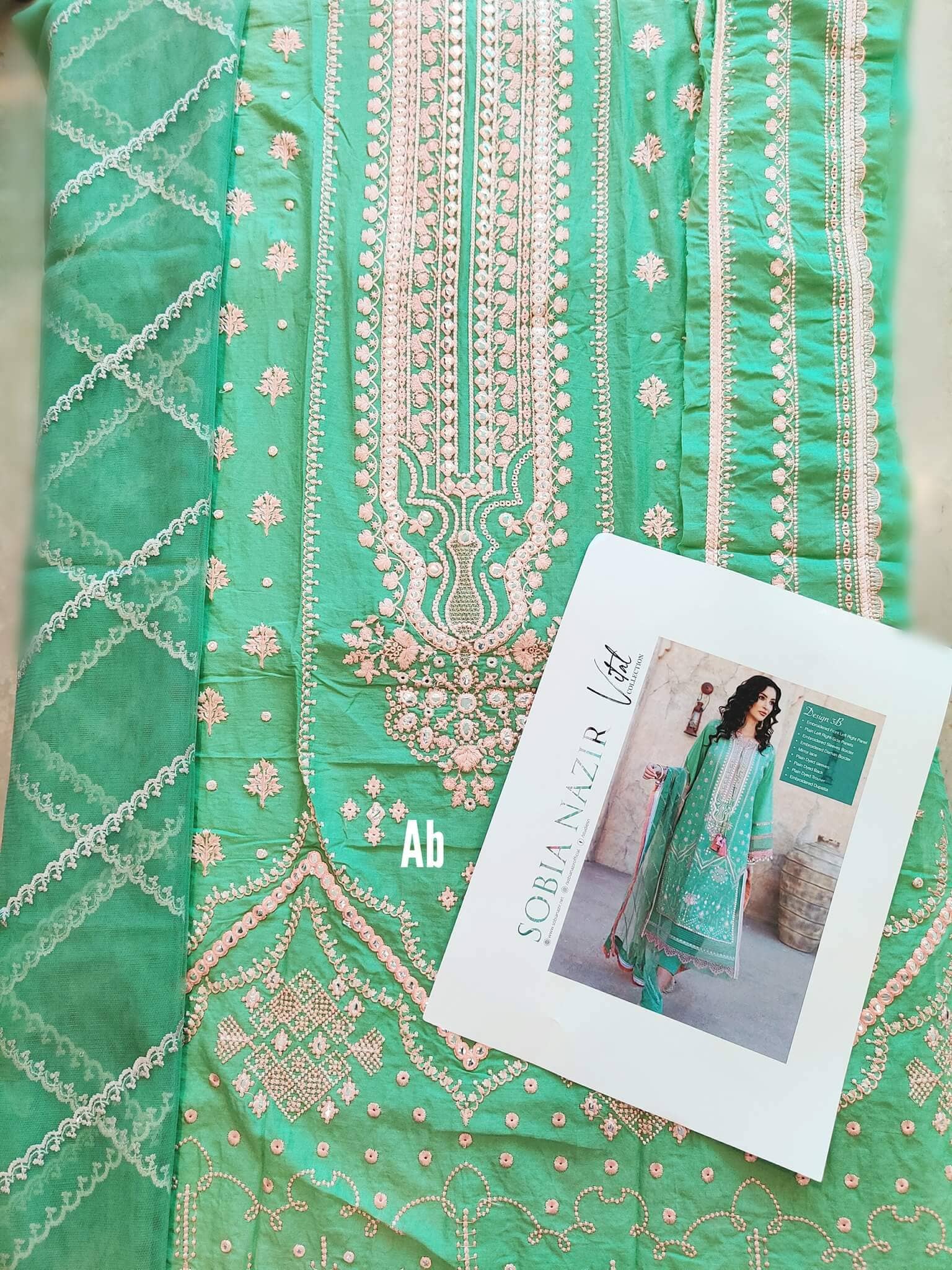 img_open_pic_sobia_nazir_vital_lawn_awwal_boutique