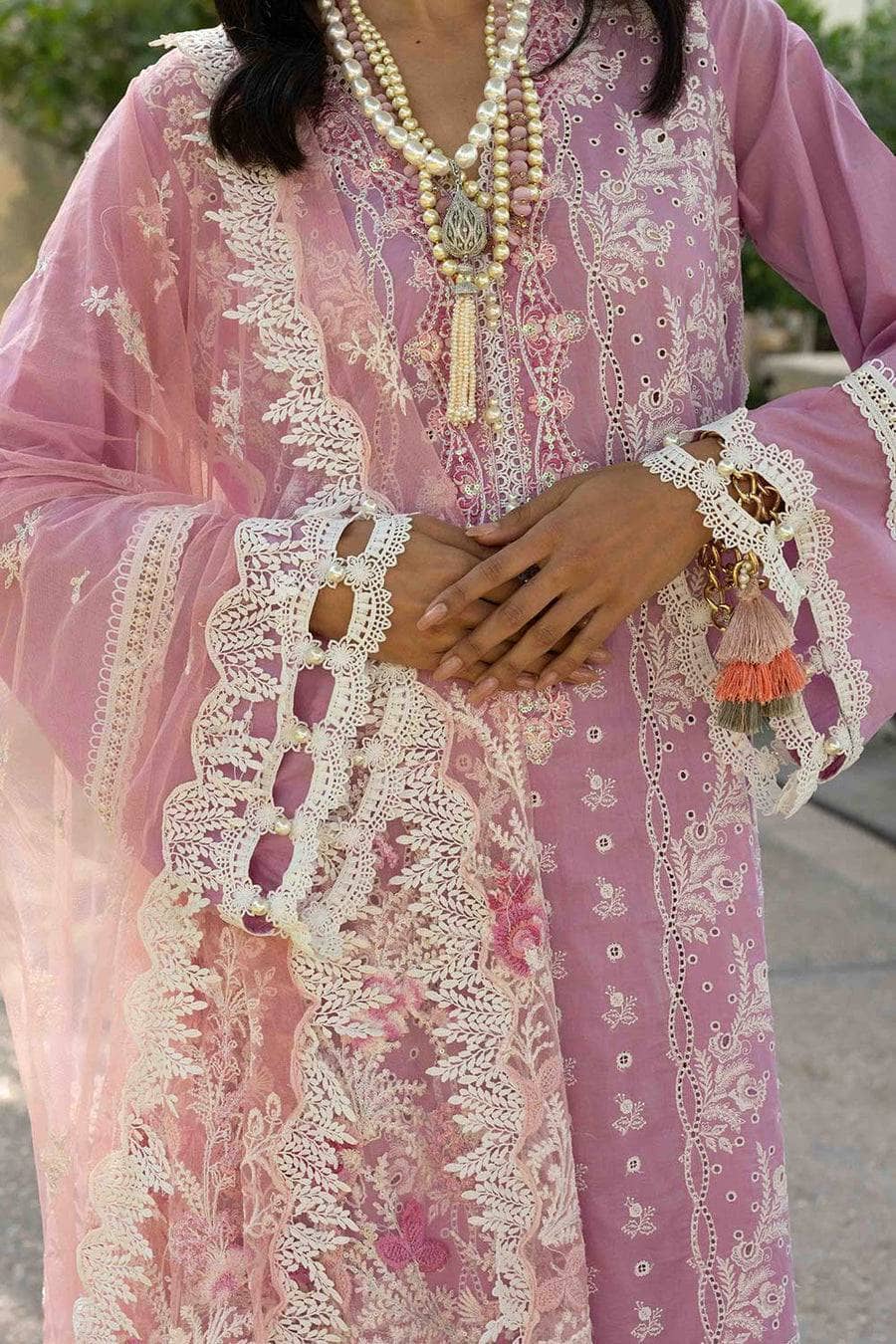img_sobia_nazir_lawn_22_awwal_boutique