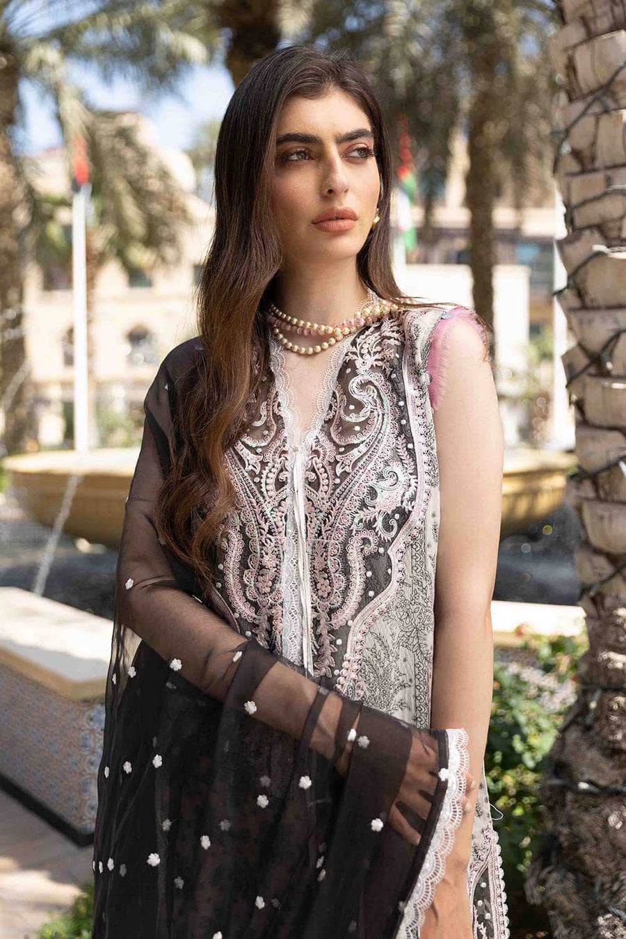Img_sobia_nazir_lawn_22_awwal_boutique