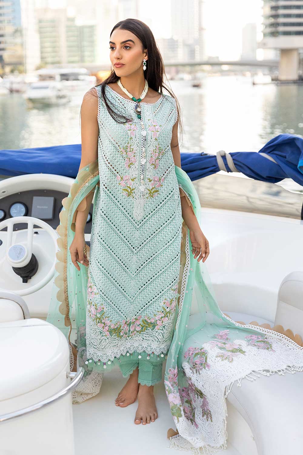 img_sobia_nazir_lawn_22_awwal_boutique
