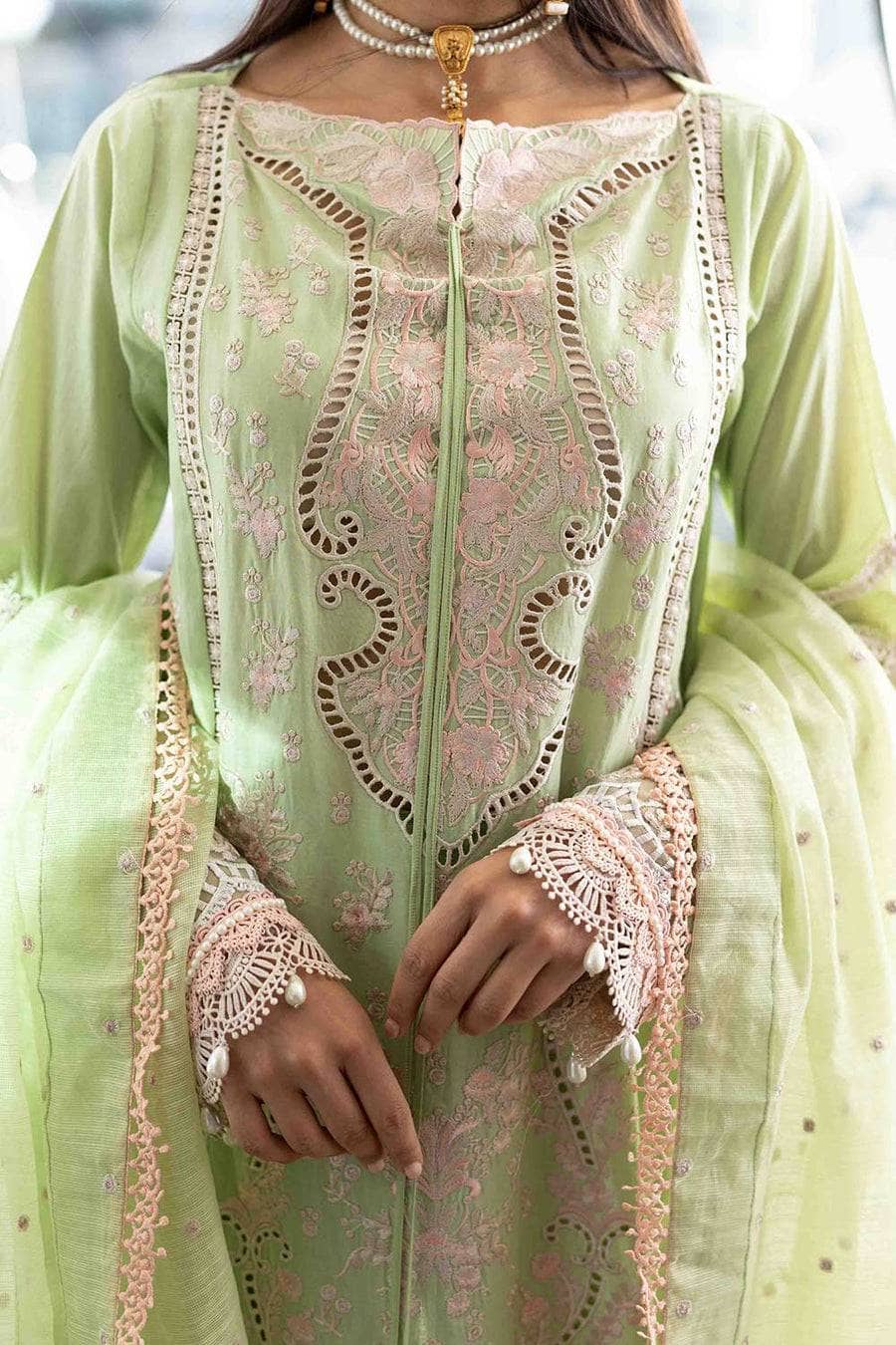 img_sobia_nazir_lawn_22_awwal_boutique