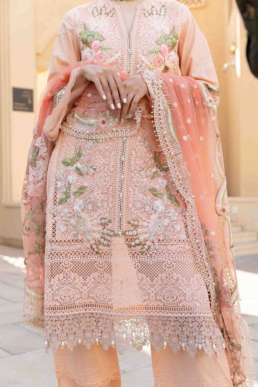 img_sobia_nazir_lawn_22_awwal_boutique