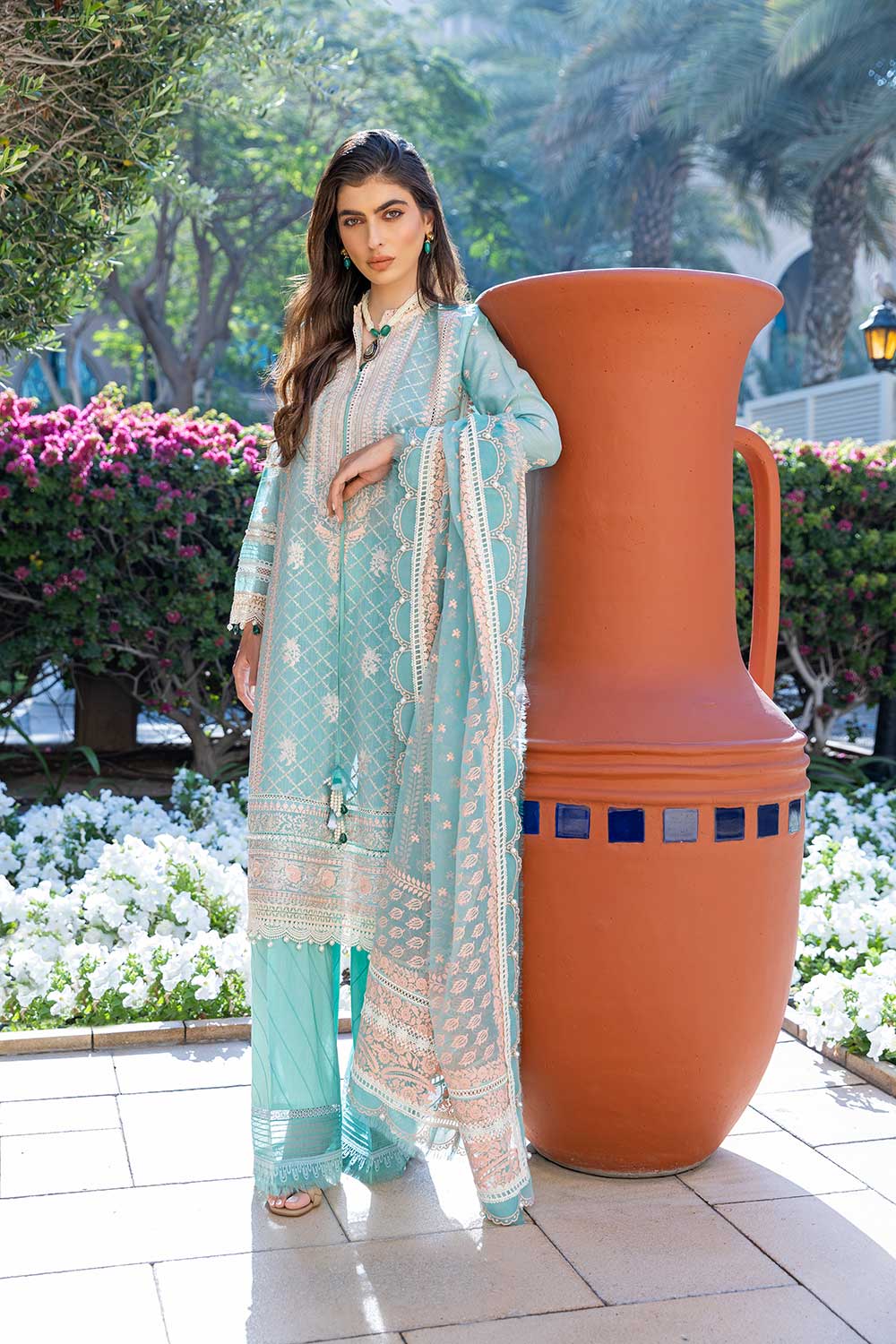 img_sobia_nazir_lawn_22_awwal_boutique