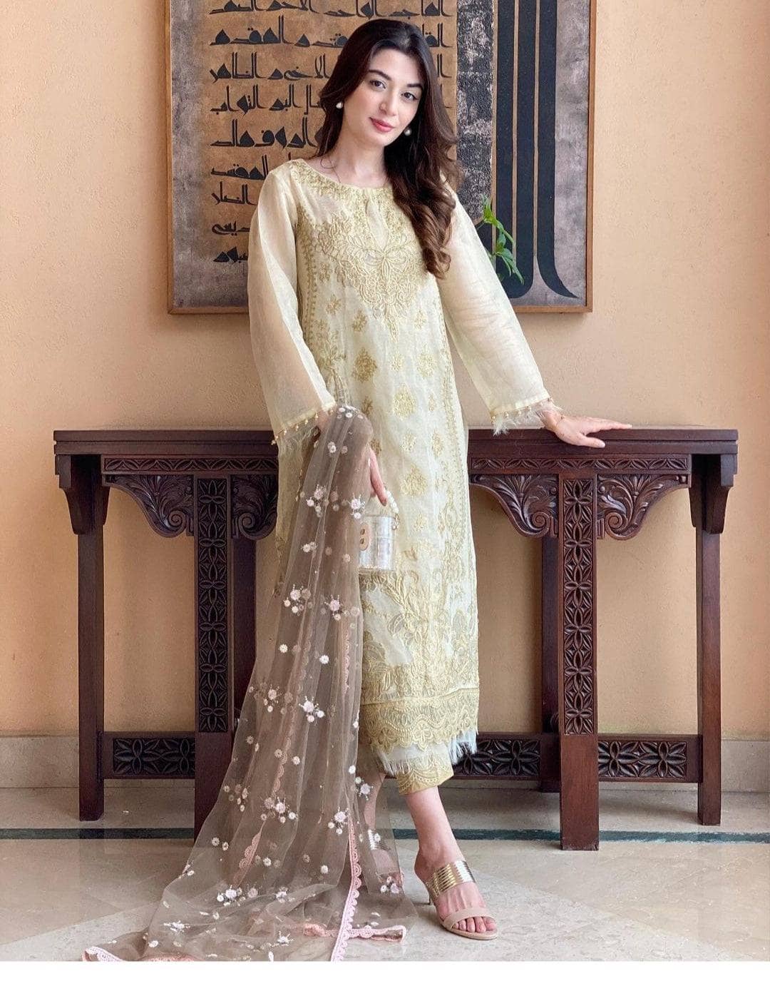 img_sobia_nazir_lawn_22_awwal_boutique