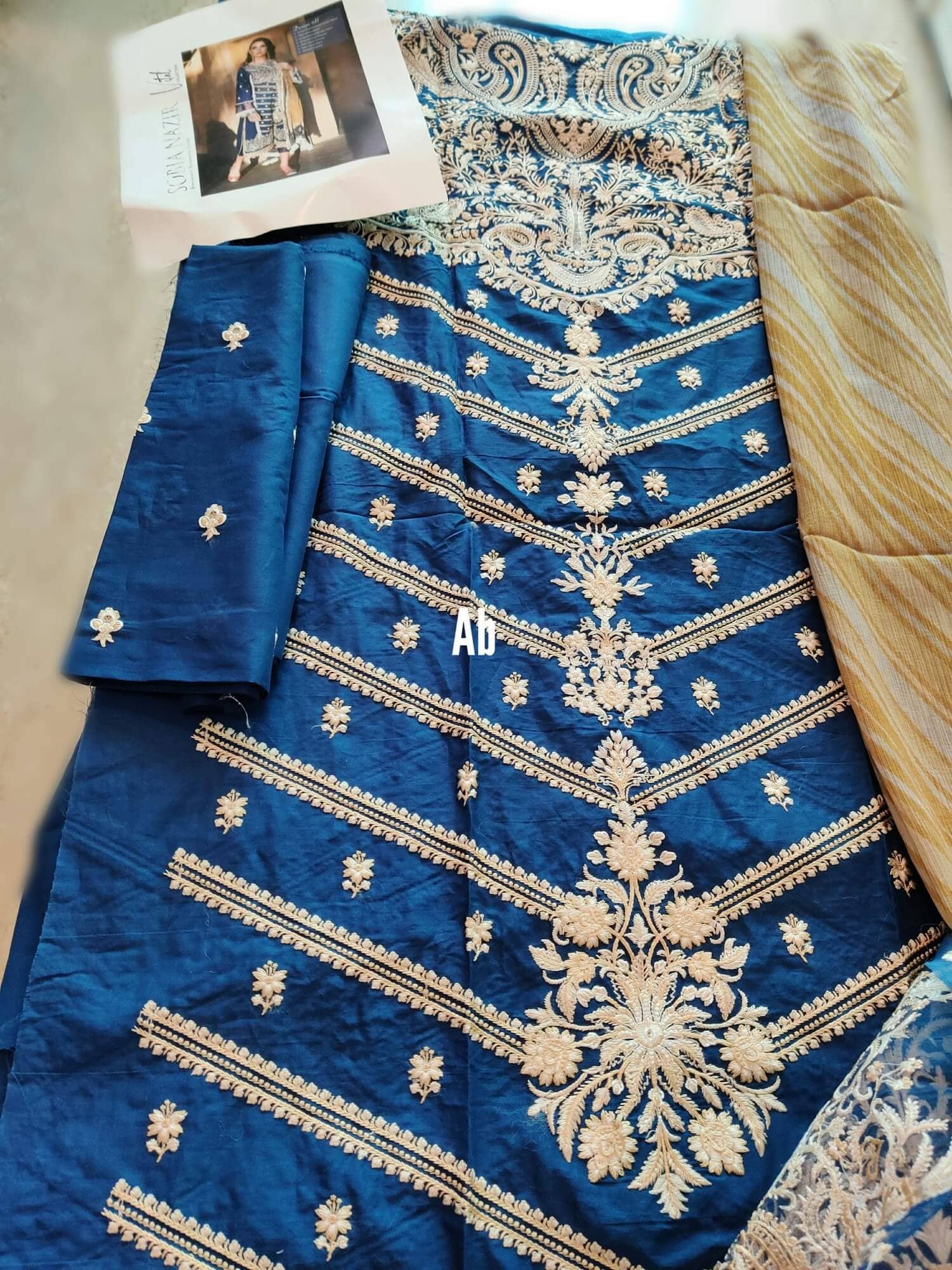 img_open_pic_sobia_nazir_vital_lawn_awwal_boutique