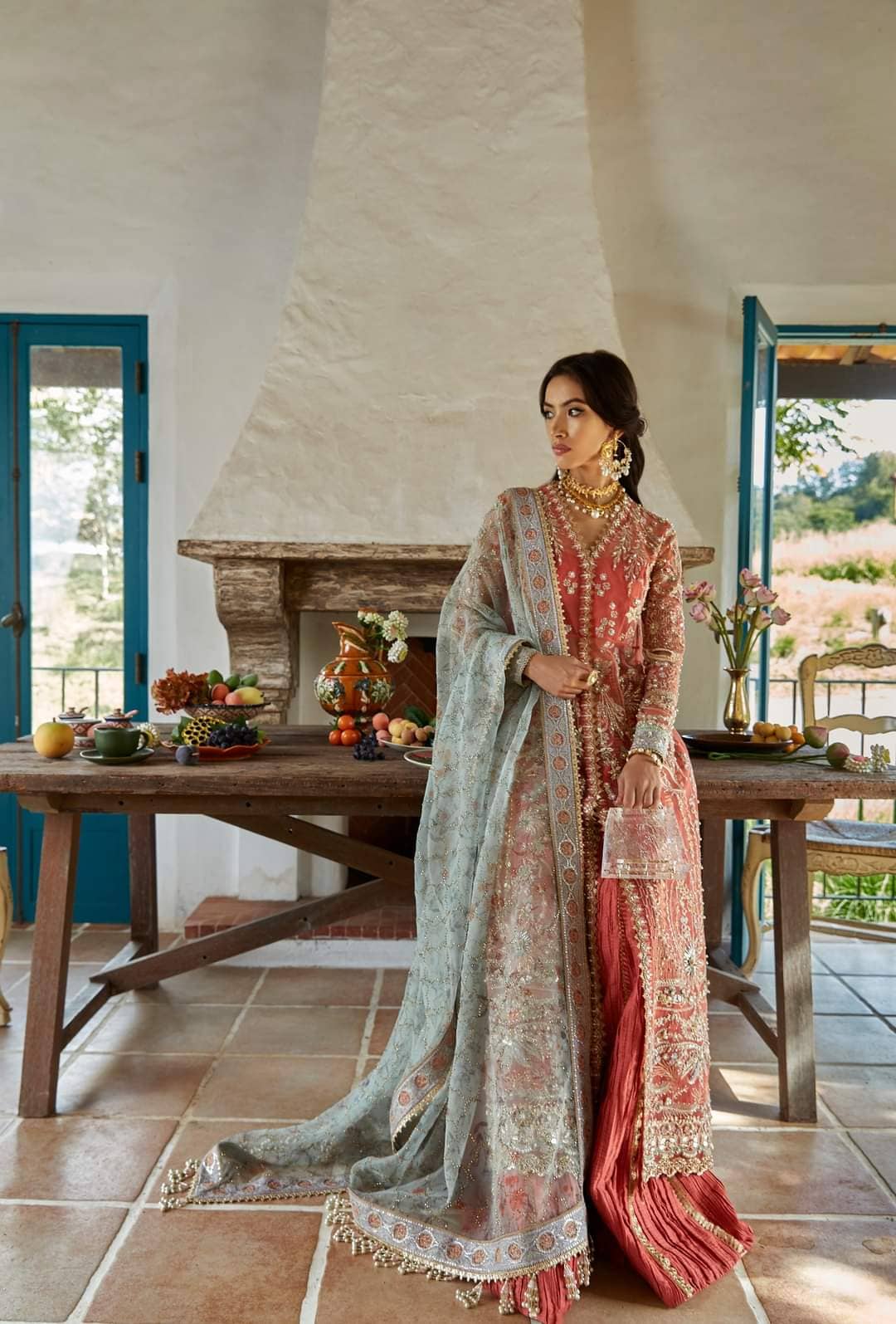 img_suffuse_by_sana_yasir_freesia_2022_wedding_edition_awwal_boutique