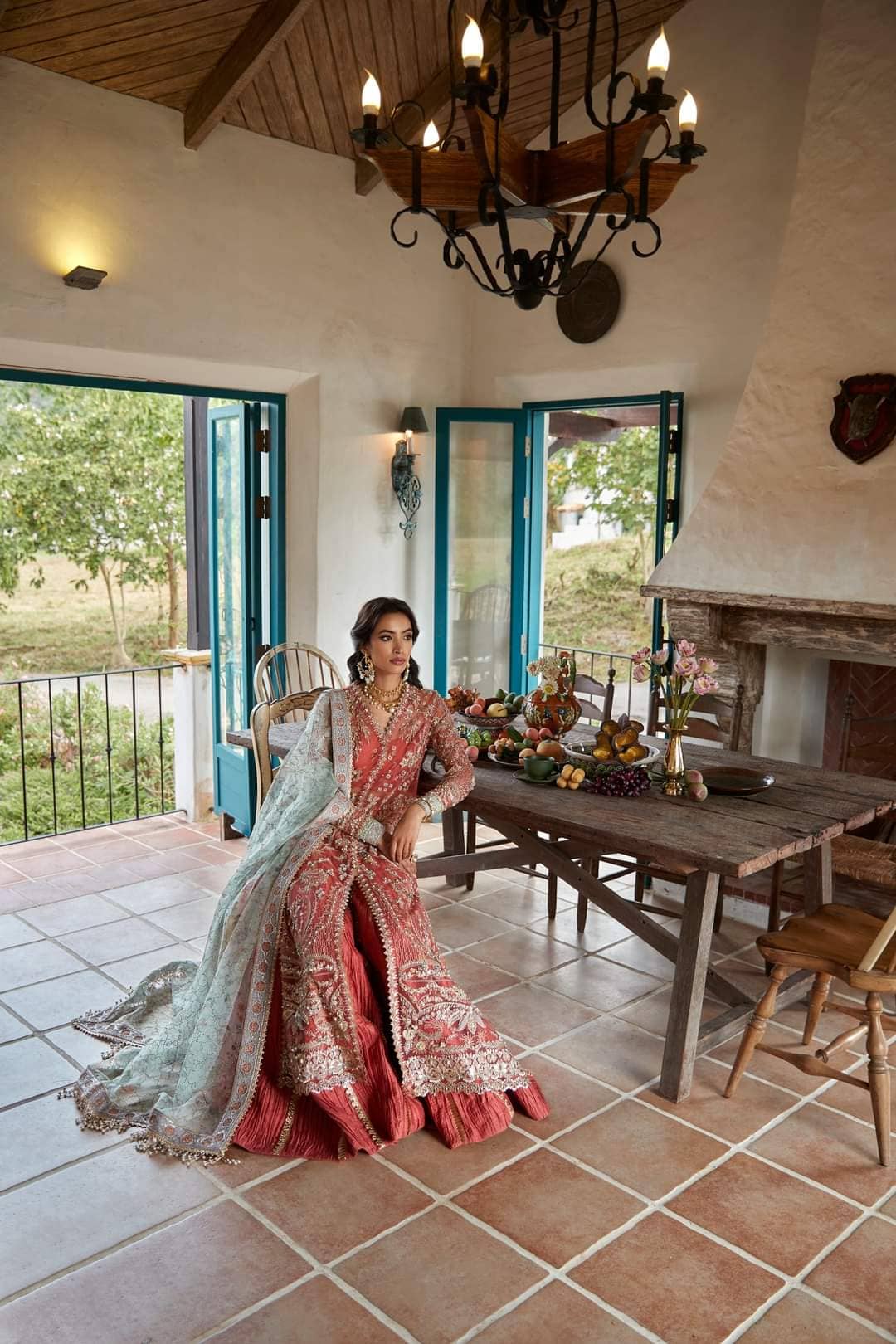 img_suffuse_by_sana_yasir_freesia_2022_wedding_edition_awwal_boutique