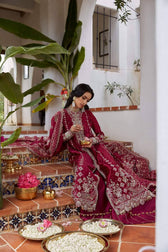 img_suffuse_by_sana_yasir_freesia_2022_wedding_edition_awwal_boutique