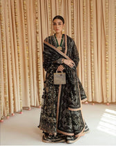 img_suffuse_by_sana_yasir_freesia_2022_wedding_edition_awwal_boutique