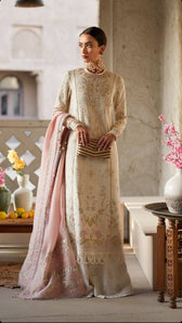 img_suffuse_lawn_collection_22_awwal_boutique