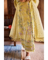 img_suffuse_lawn_collection_22_awwal_boutique