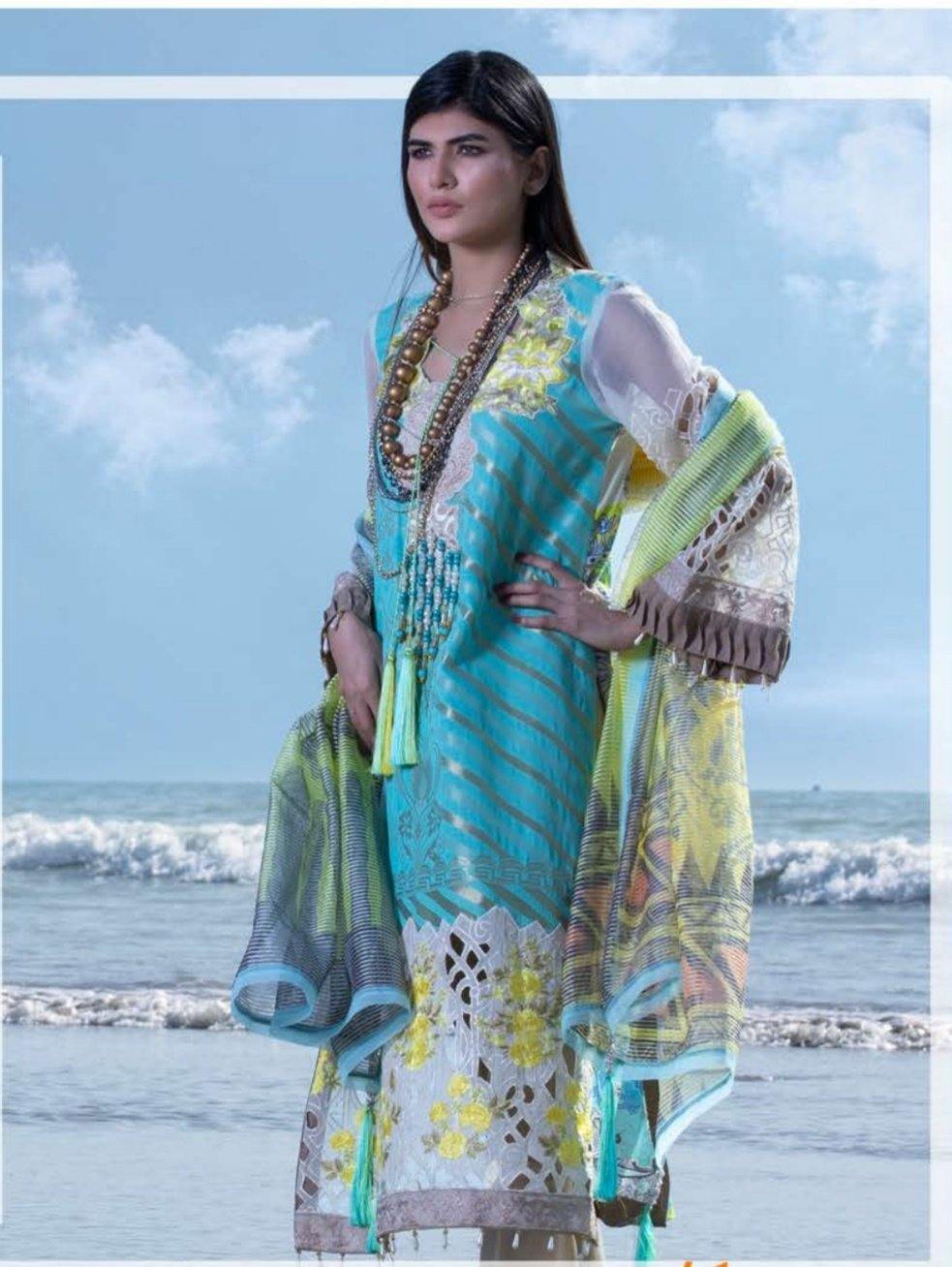 img_tajnoor_by_mahamir_lawn_awwal_boutique