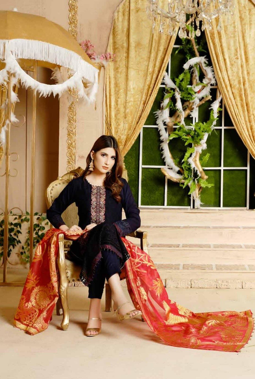 img_tawakkal_Destiny_chikankari_linen_collection_awwal_boutique