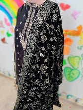 img_velvet_embroidered_shawl_collection_awwal_boutique