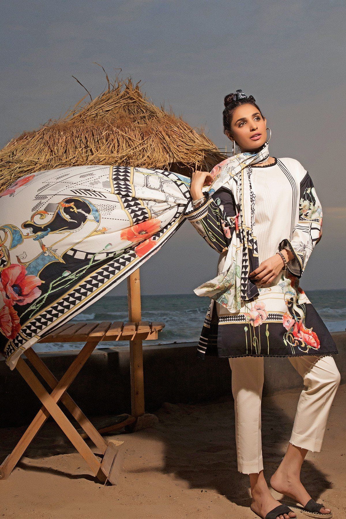 img_firdous_tropical_lawn_collection_awwal_boutique