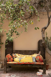 img_zaha_lawn_2021_awwal_boutique