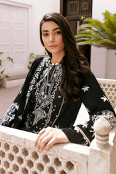 img_zaha_lawn_2021_awwal_boutique