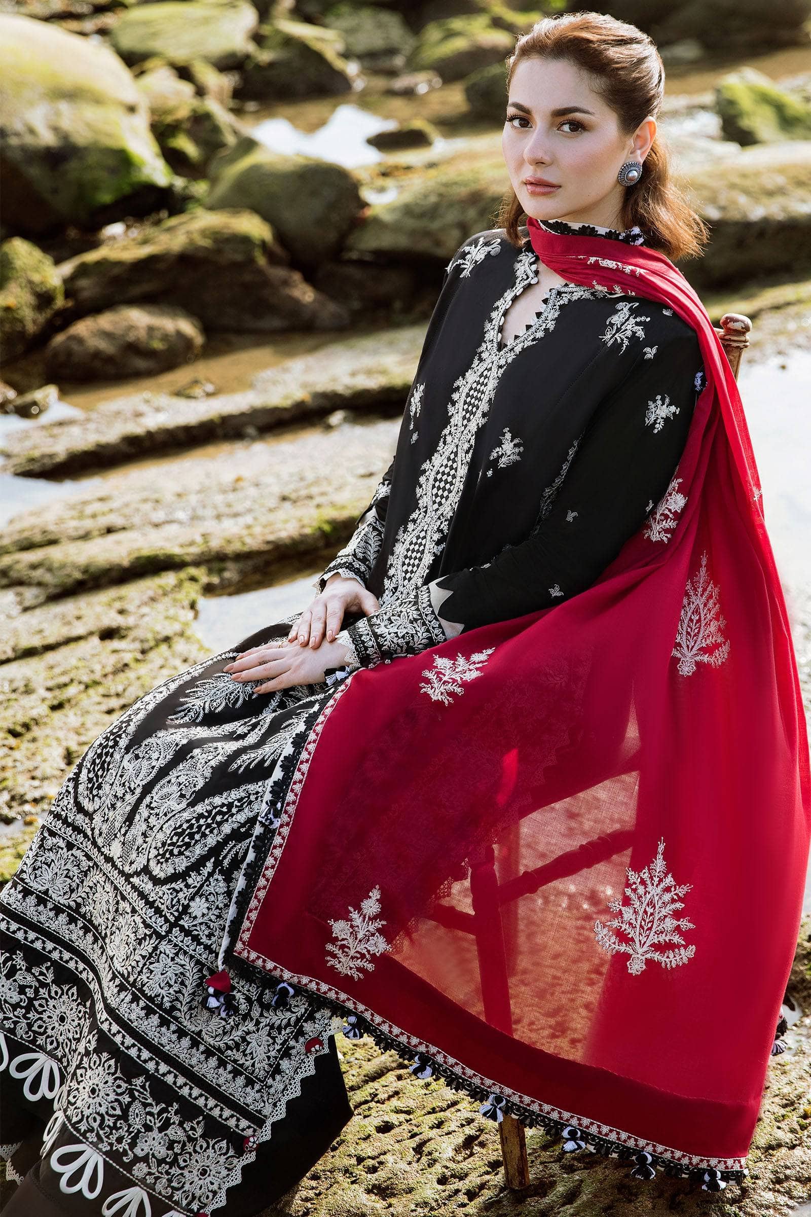 img_zaha_lawn_2023_awwal_boutique