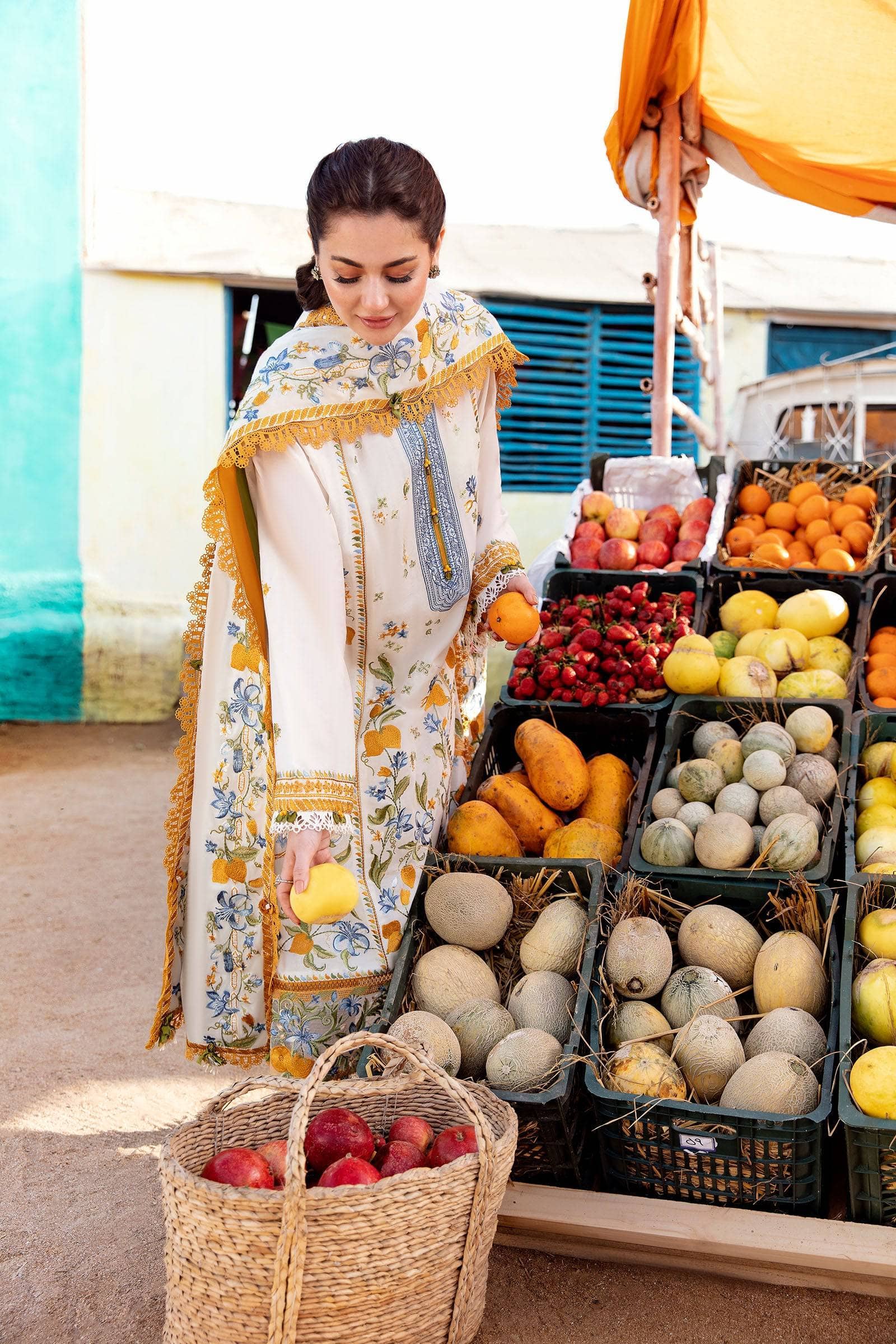 img_zaha_lawn_2023_awwal_boutique