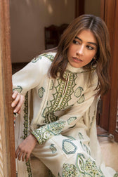 img_zaha_lawn_2021_awwal_boutique