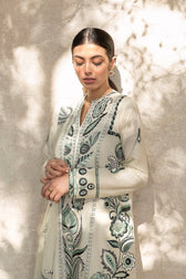 img_zaha_lawn_2021_awwal_boutique
