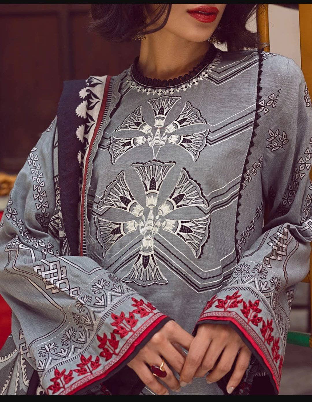 img_zaha_winter_collection_awwal_boutique