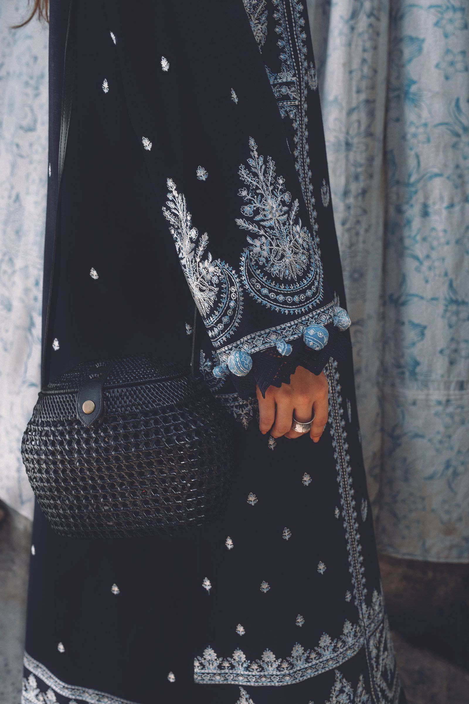 img_zaha_humrahi_winter_collection_awwal_boutique