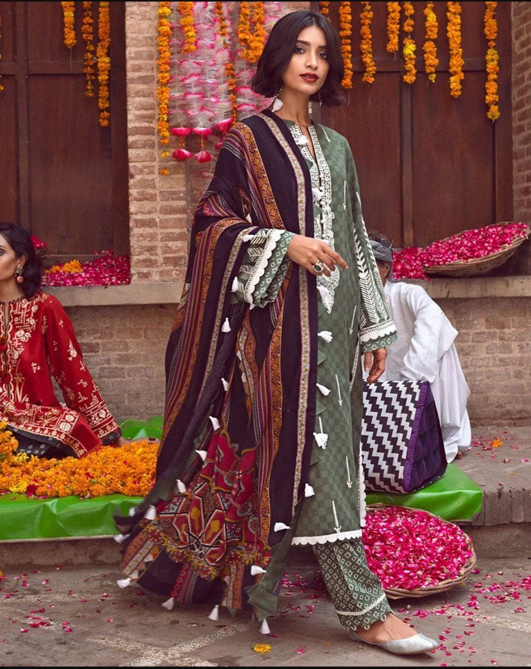 img_zaha_winter_collection_awwal_boutique