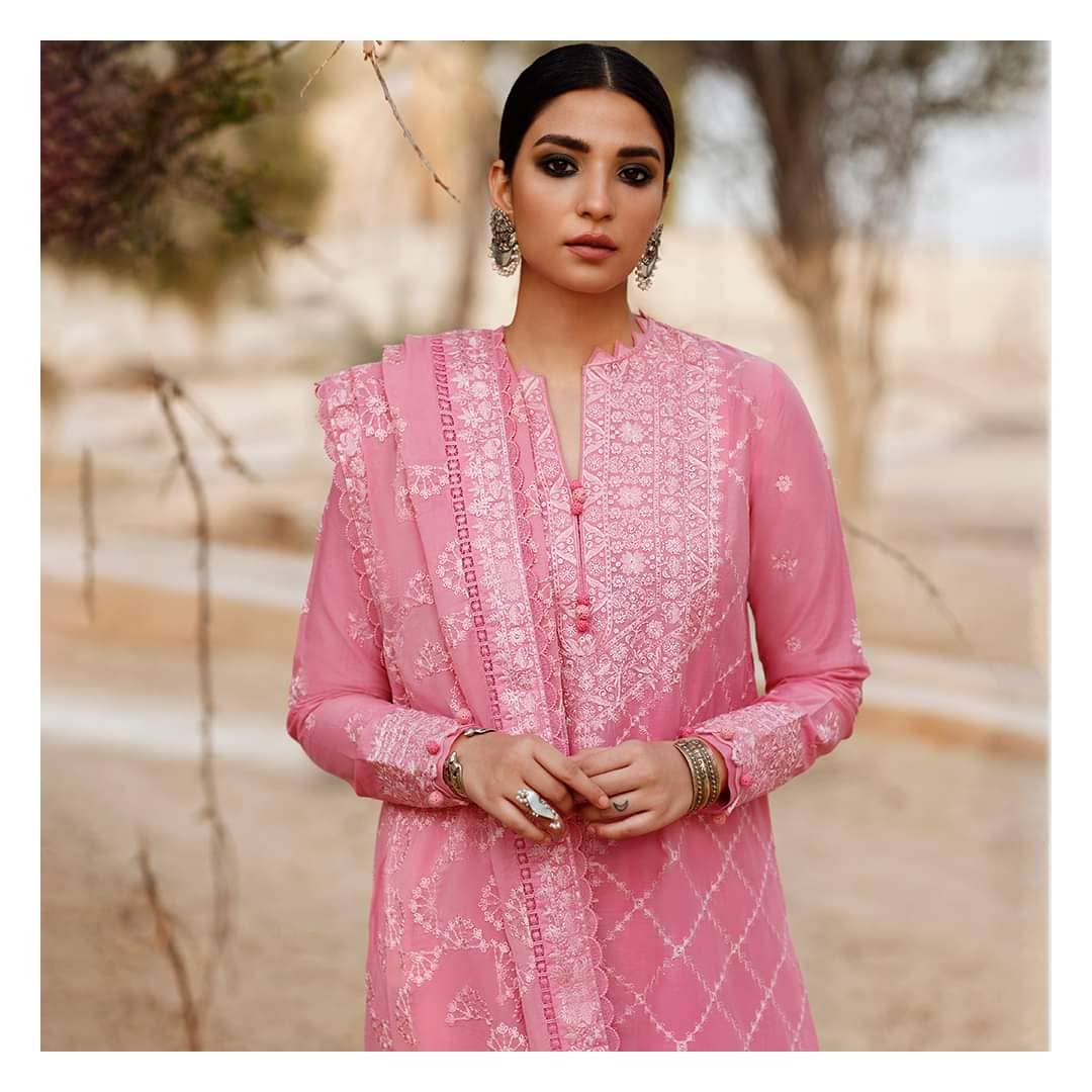 img_zaha_lawn_22_awwal_boutique