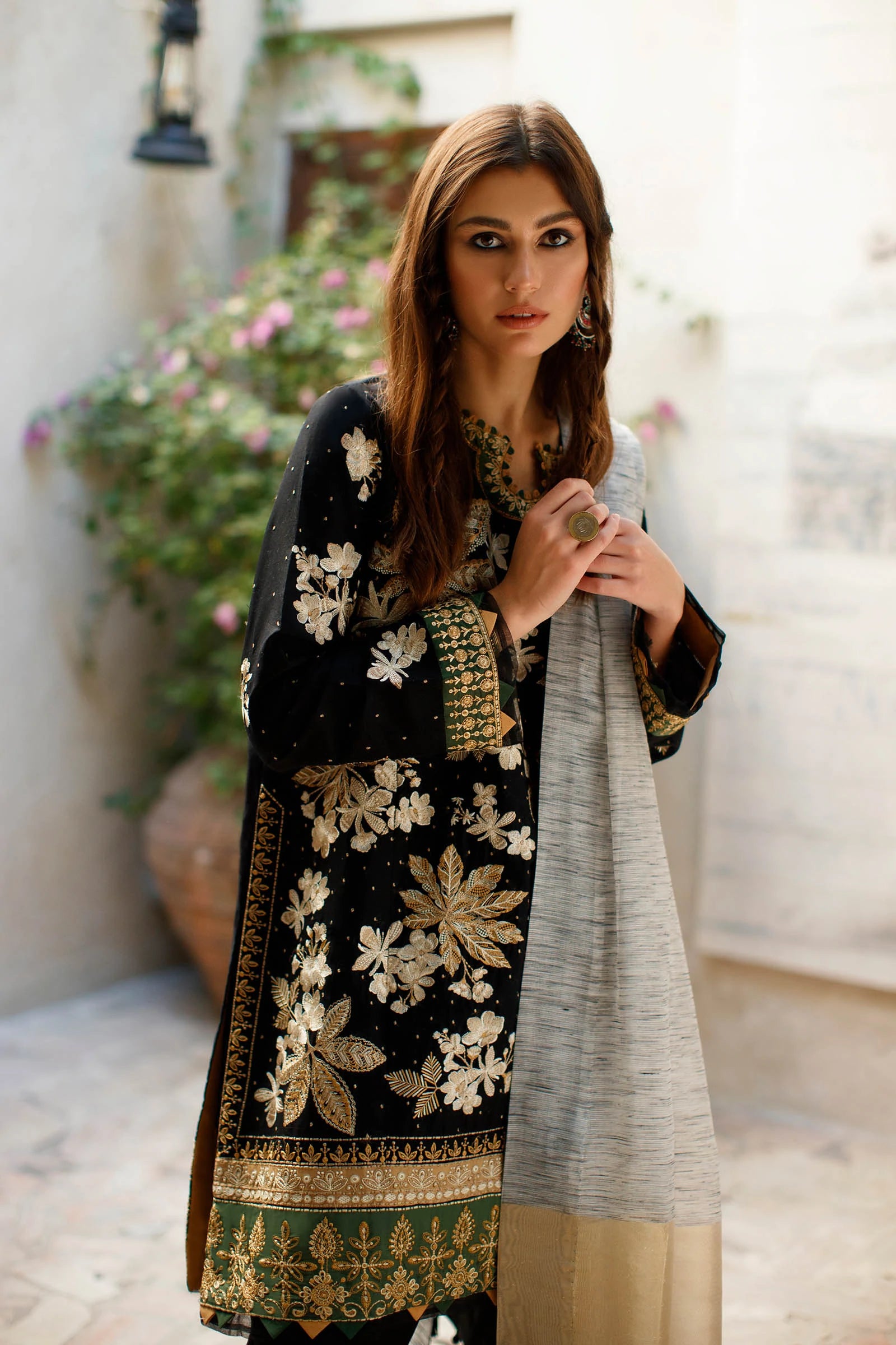 img_zaha_lawn_22_awwal_boutique