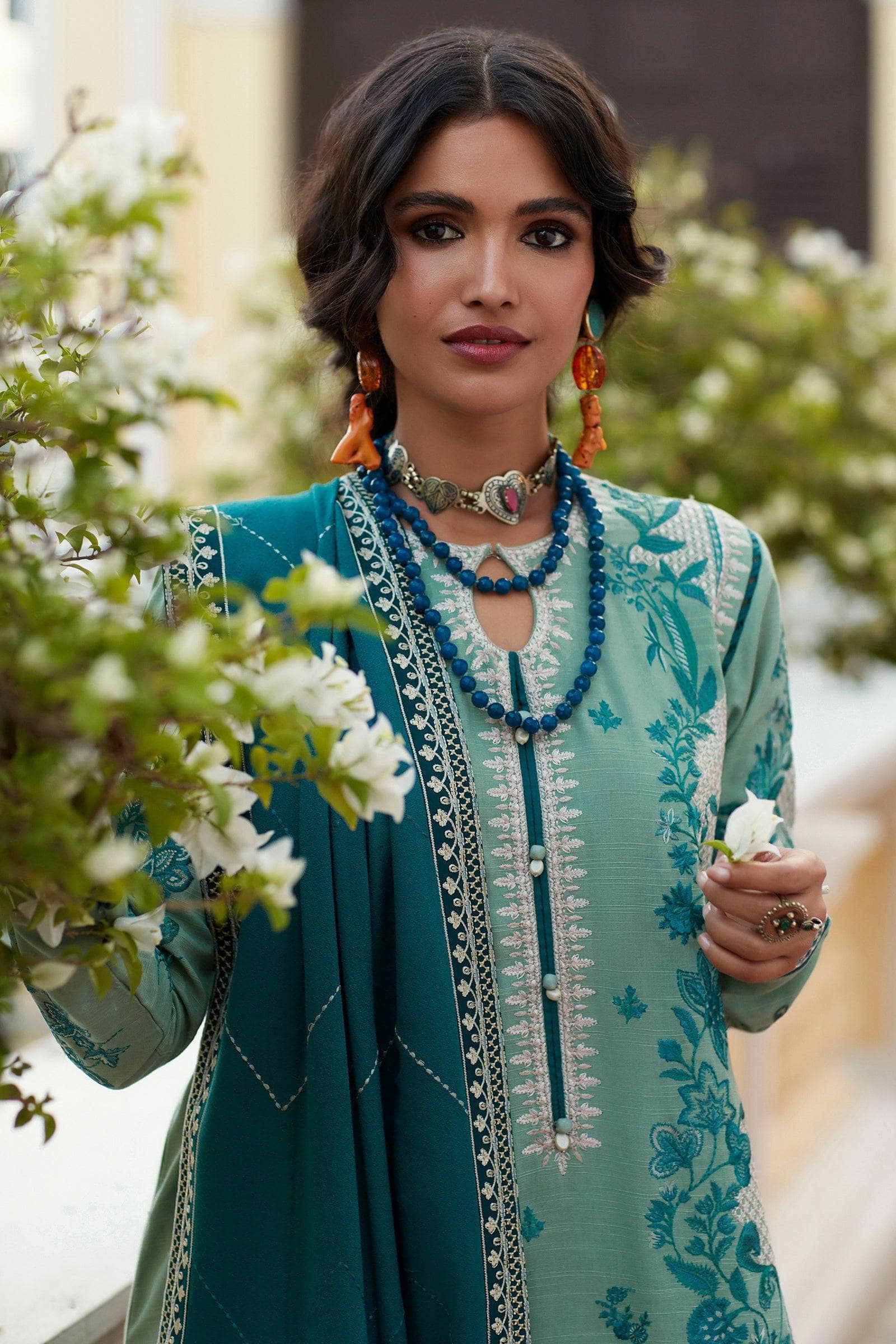 img_zaha_winter_22_awwal_boutique_awwal_boutique
