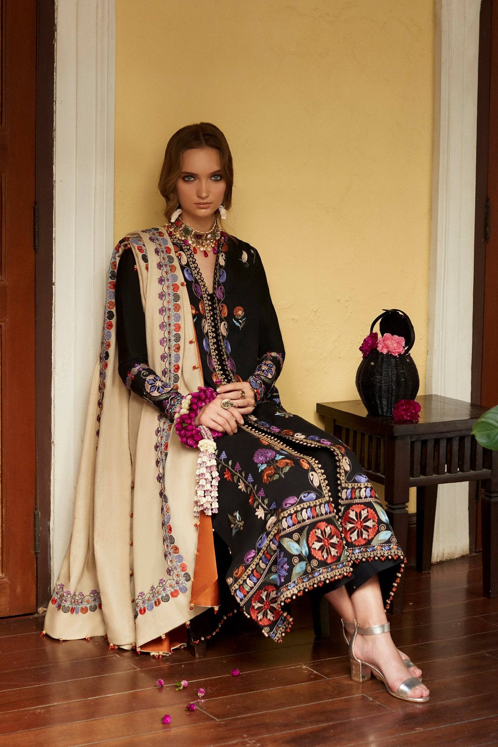 img_zaha_winter_22_awwal_boutique_awwal_boutique