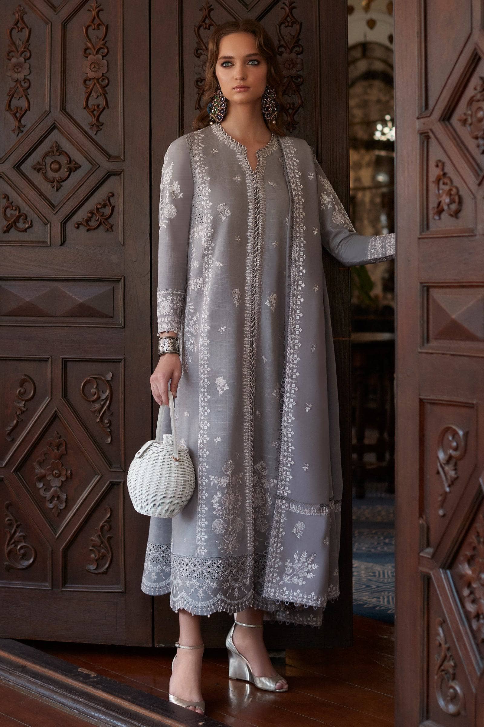 img_zaha_winter_22_awwal_boutique_awwal_boutique