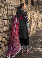 Img_zainab_chottani_awwal_boutique