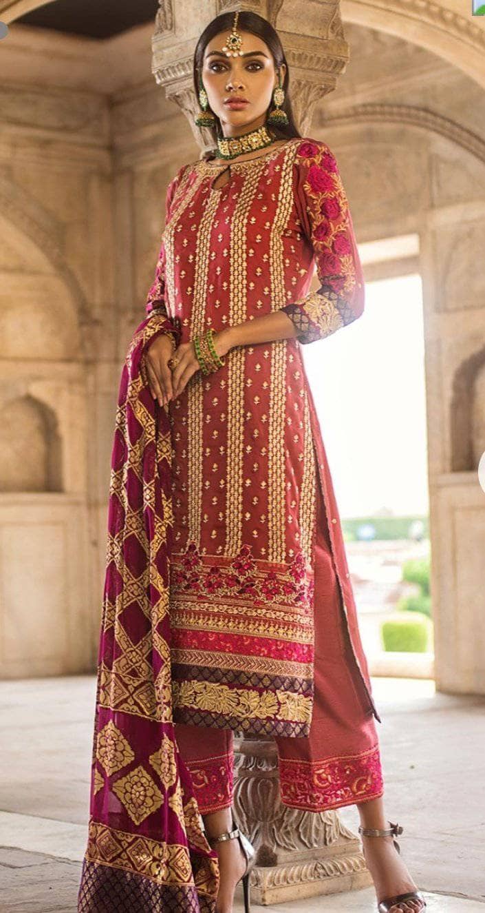 img_zainab_chottani_jamdani_wedding_edition_awwal_boutique