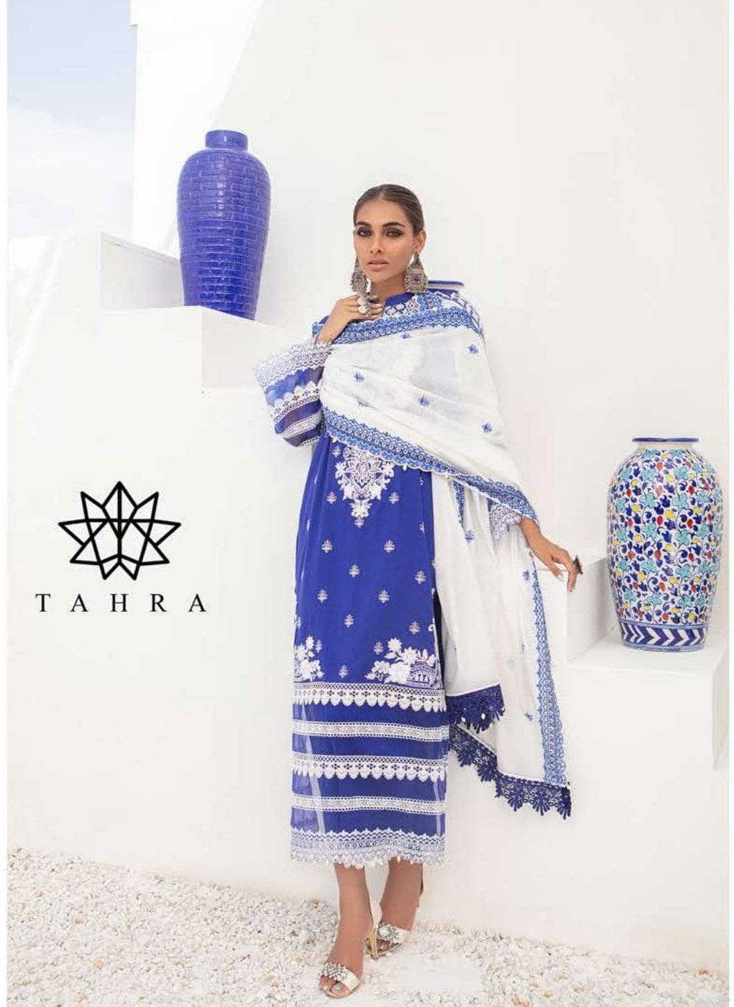 img_zainab_chottani_tahra_eid_lawn_2021_awwal_boutique