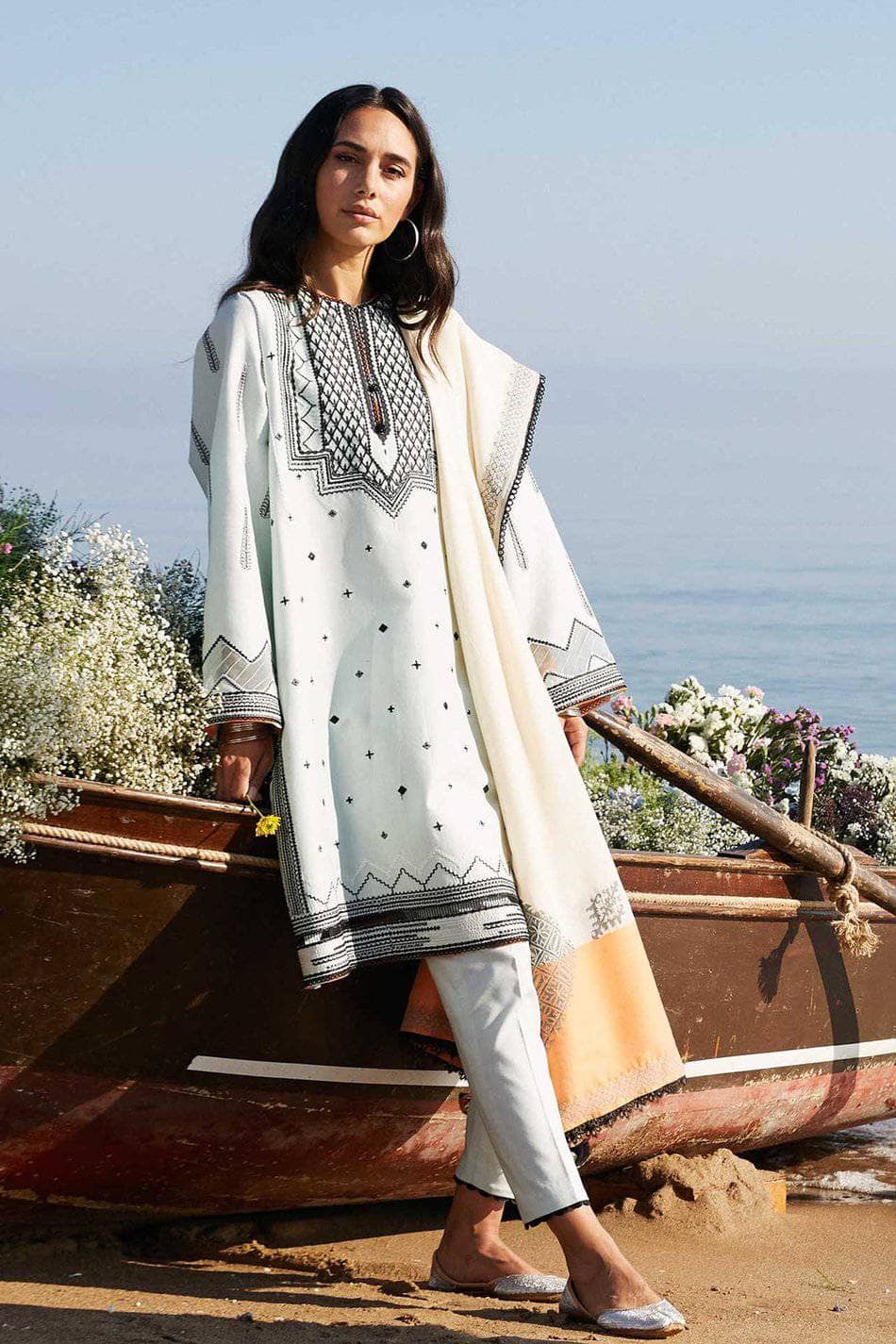 img_coco_lawn_by_zara_shahjahan_2021_awwal_boutique_10B
